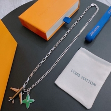 Louis Vuitton Necklaces